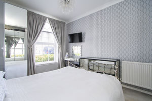 Photo 17- click for photo gallery